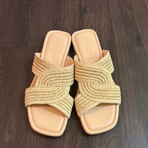 Marc Fisher Women's Tan Slide Sandals NWOT Size 8